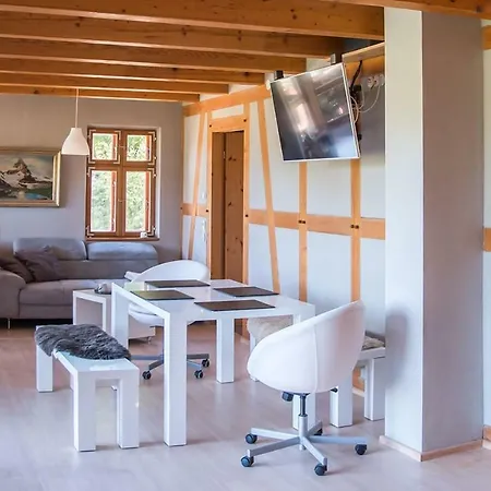 Fachwerkhaus Am Bodden Mit Sauna, Grossen Garten, Teich * Buschvitz