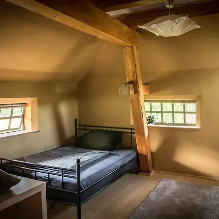 Fachwerkhaus Am Bodden Mit Sauna, Grossen Garten, Teich * Buschvitz